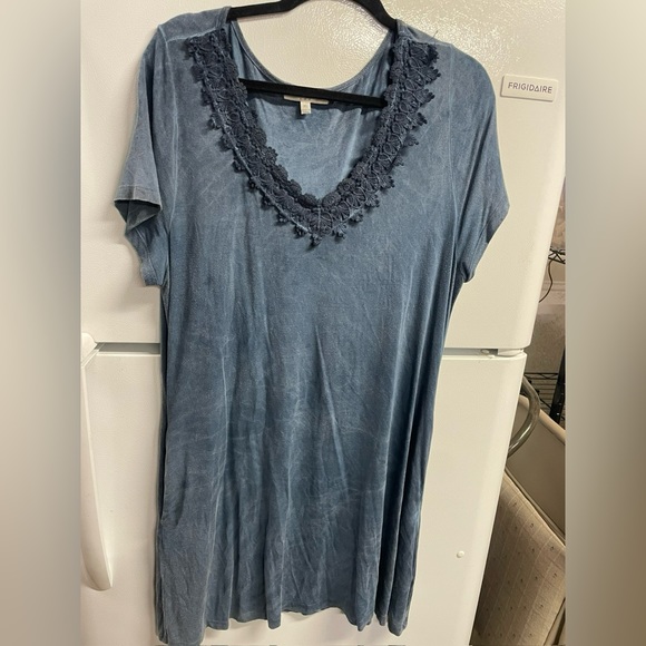 Tunic Dress with Lace - Picture 1 of 2